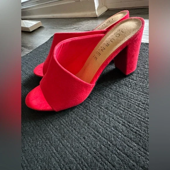 Journee Collection Women's Red Slide Sandals- Size 7 1/2 - Picture 7 of 10